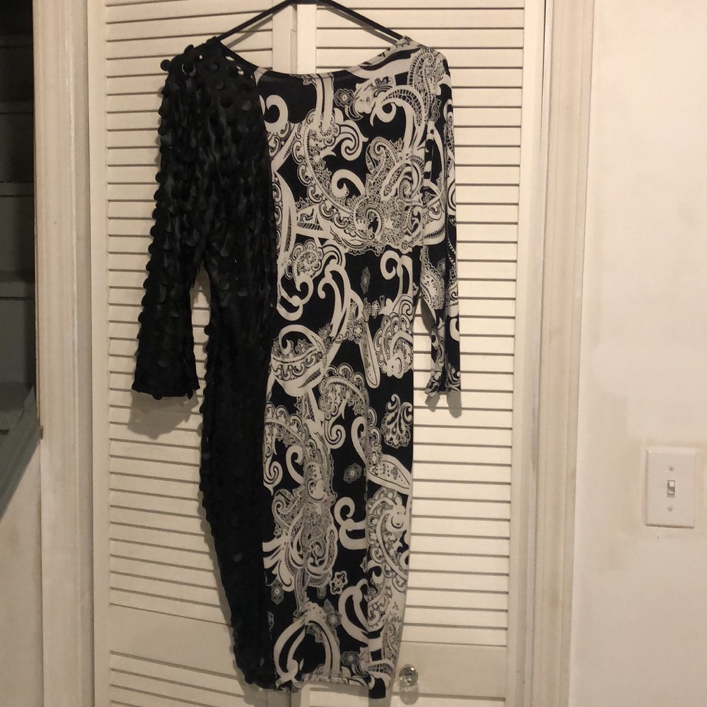 Dress - Picture 5 of 7